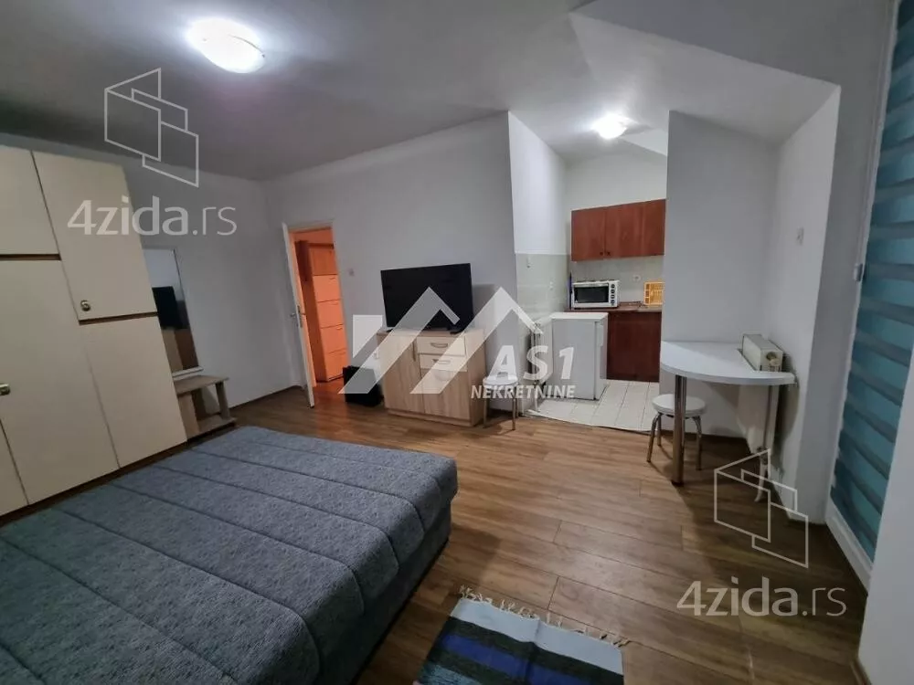 Garsonjera | 4zida