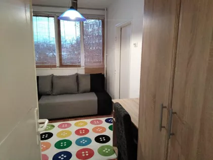 EMANUELA JANKOVICA | 4zida.rs