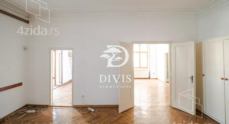 Četvoroiposoban stan | 4zida