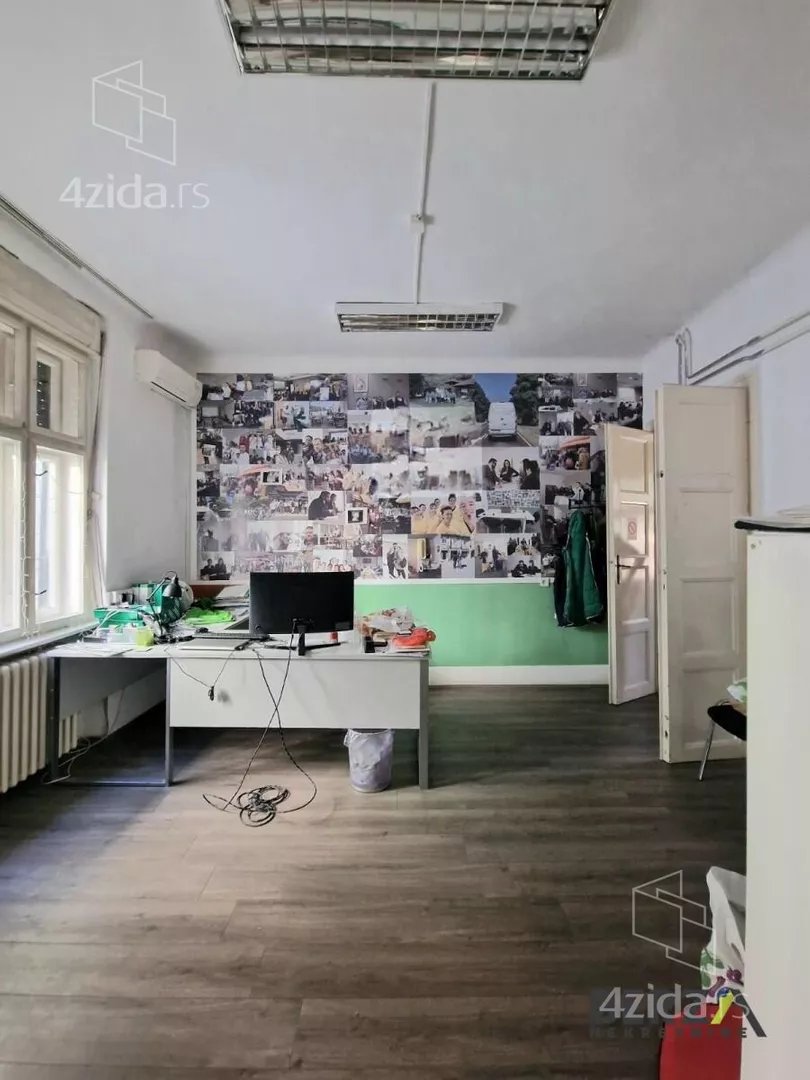 Poslovni prostor | 4zida