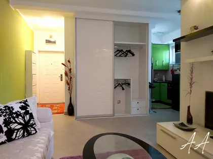 Rudi Čajaveca 21b | 4zida.rs