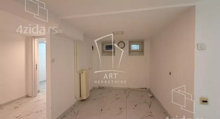 Petoiposoban stan | 4zida