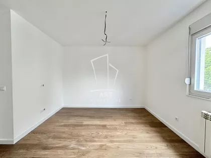 Južni Bulevar | 4zida.rs