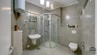 Šestosoban stan | 4zida