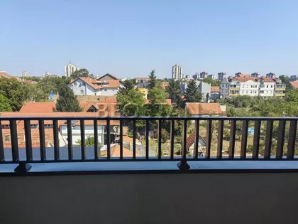 Zivka Petrovica | 4zida.rs