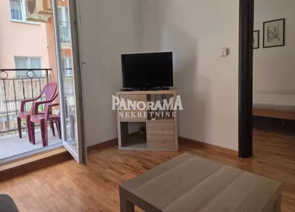 Sretena Mladenovića Mike | 4zida.rs