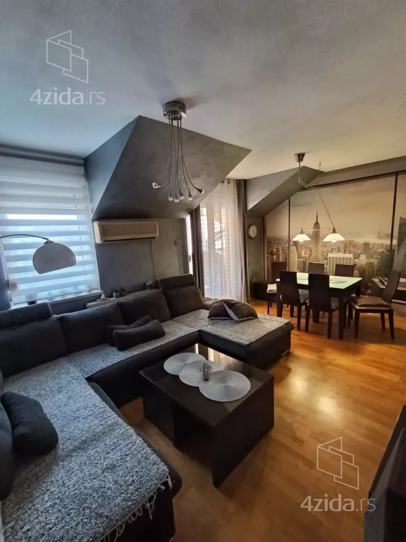 Četvorosoban stan | 4zida