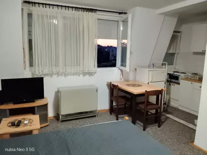 Sremska 11 | 4zida.rs