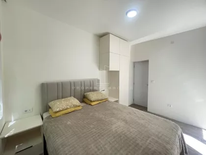 Jabučka | 4zida.rs