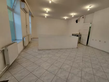 Jovana Subotića | 4zida.rs