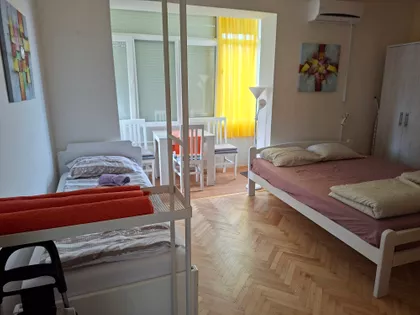 Nemanjina | 4zida.rs