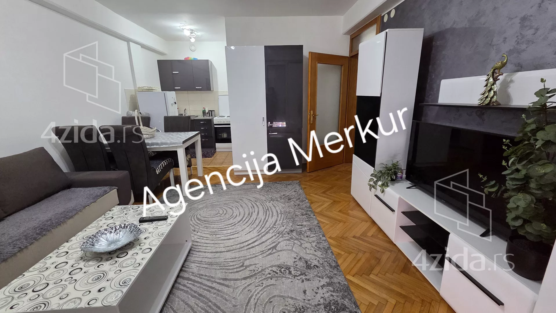 Garsonjera | 4zida