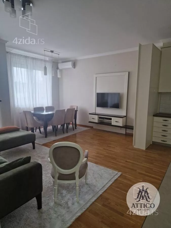 Troiposoban stan | 4zida