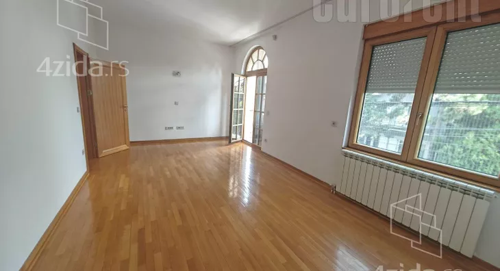 4-etažna kuća | 4zida