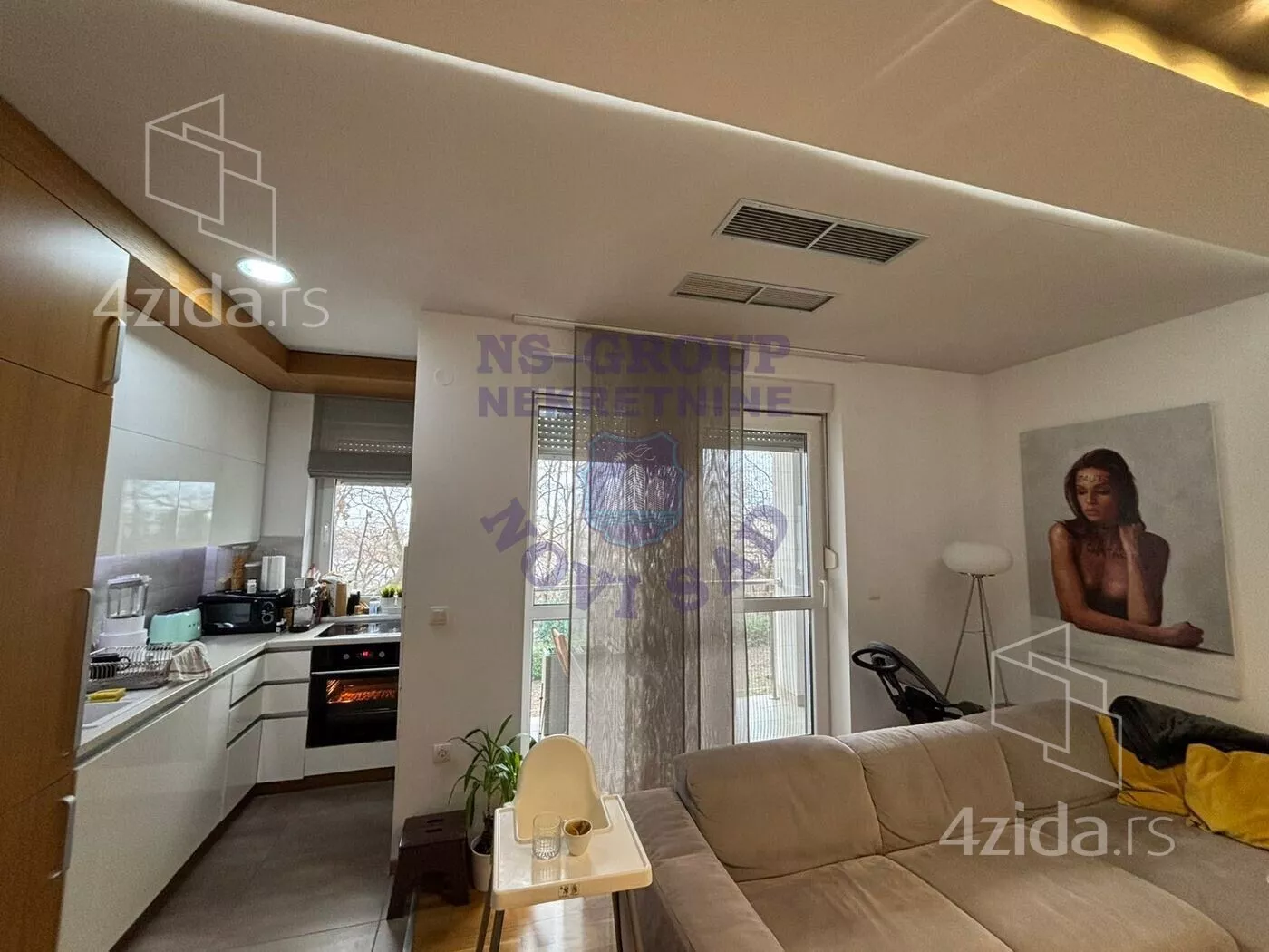 Trosoban stan | 4zida