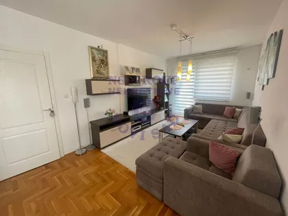 Železnička stanica | 4zida.rs