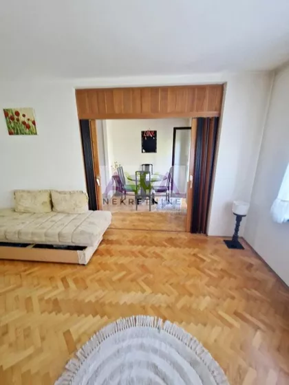 Stara Selenča | 4zida.rs