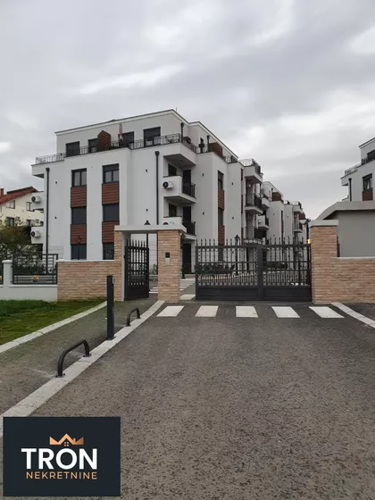 Nemanjina 15V | 4zida.rs
