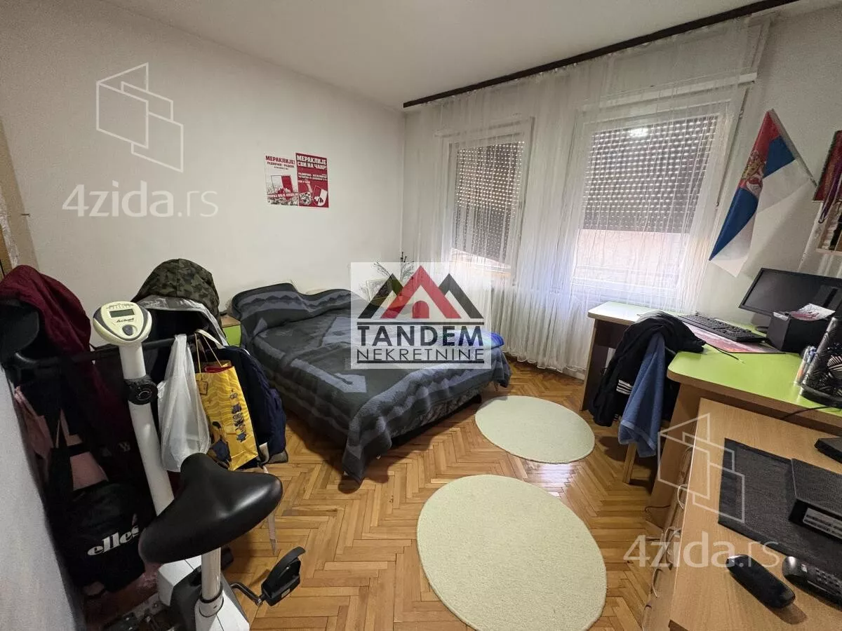 Četvoroiposoban stan | 4zida