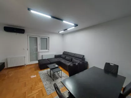Milorada Jovanovića 31B | 4zida.rs