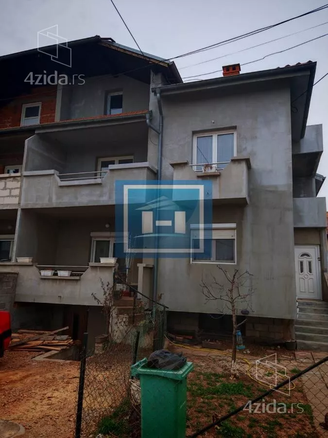 Kuća | 4zida