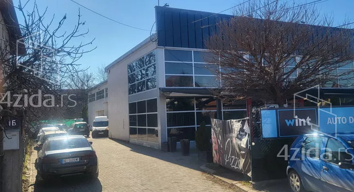 Poslovni prostor | 4zida