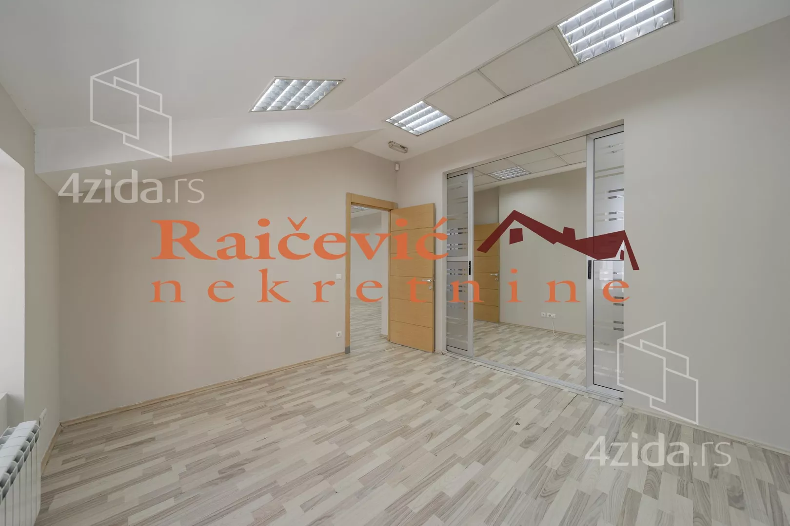 Poslovni prostor | 4zida