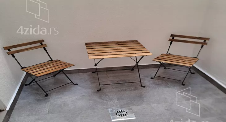 Jednoiposoban stan | 4zida