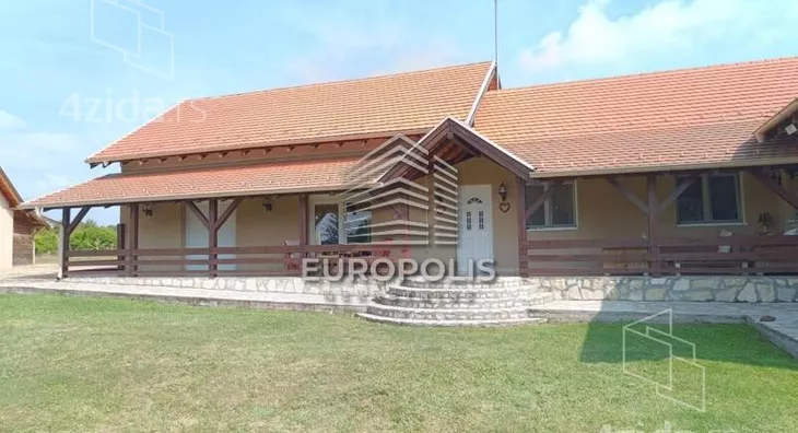 Kuća | 4zida