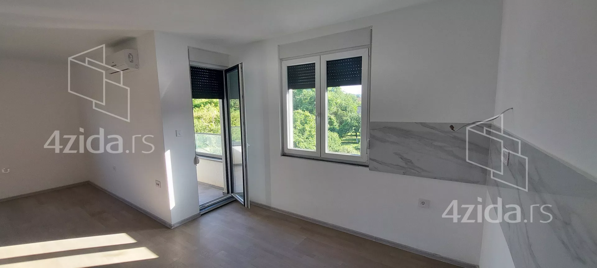Fotografija stana 22 od 26