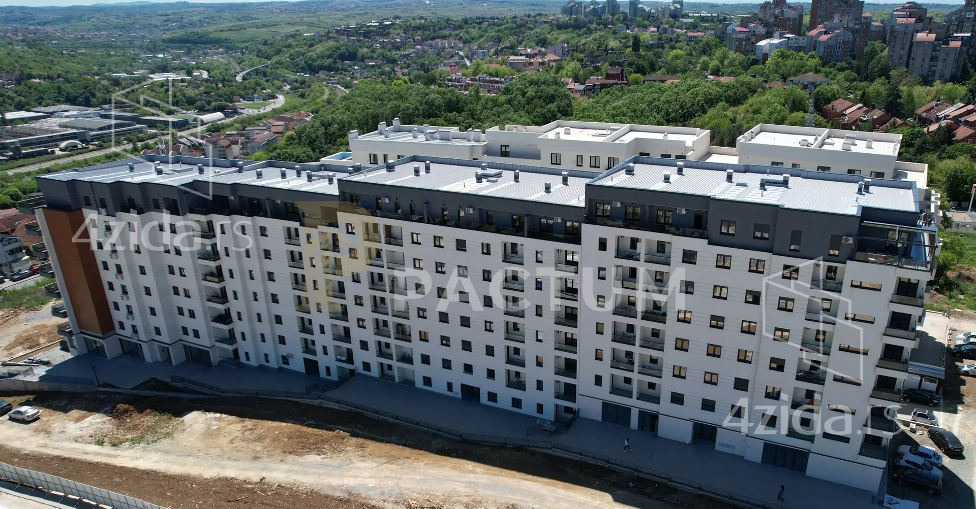 Četvorosoban stan | 4zida