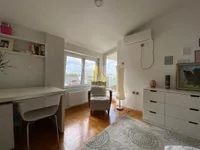 Šestosoban stan | 4zida