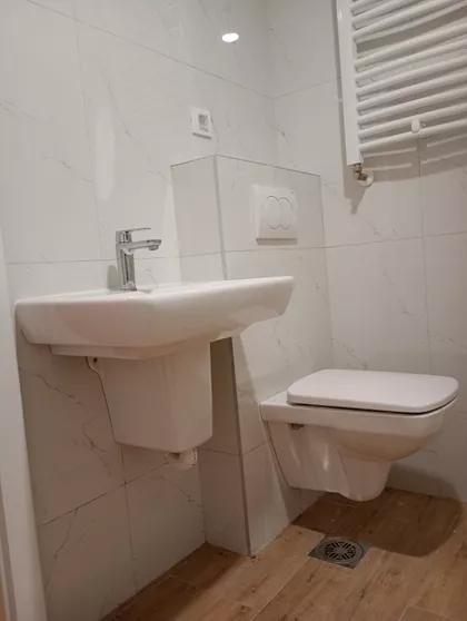 Trg Fontana 20/3 | 4zida.rs