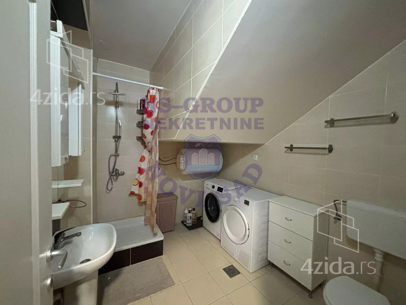 Troiposoban stan | 4zida