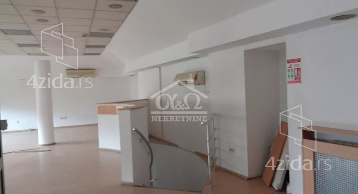 Poslovni prostor | 4zida