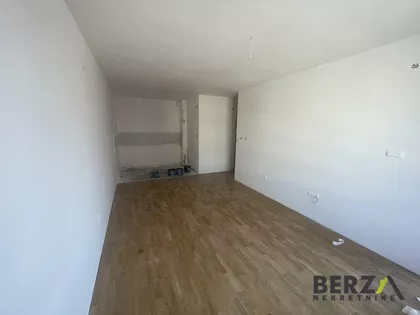 Bulevar Patrijarha Pavla (Somborski Bulevar) | 4zida.rs