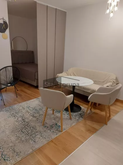 Tadije Sondermajera | 4zida.rs