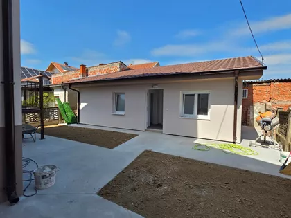 Vašarište | 4zida.rs