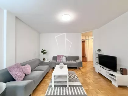 Dušana Vukasovića | 4zida.rs