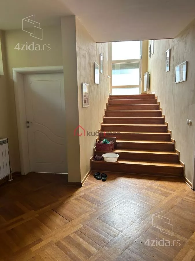Kuća | 4zida