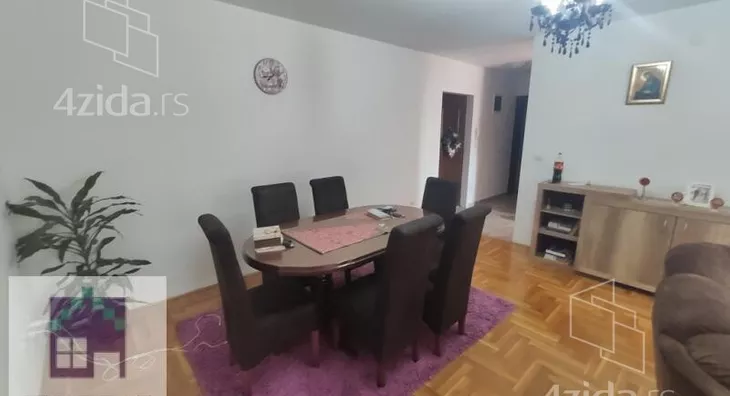 Petosoban stan | 4zida