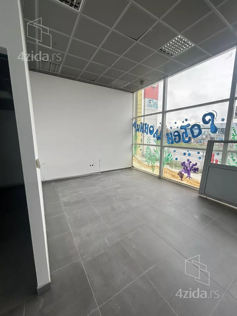 Poslovni prostor | 4zida