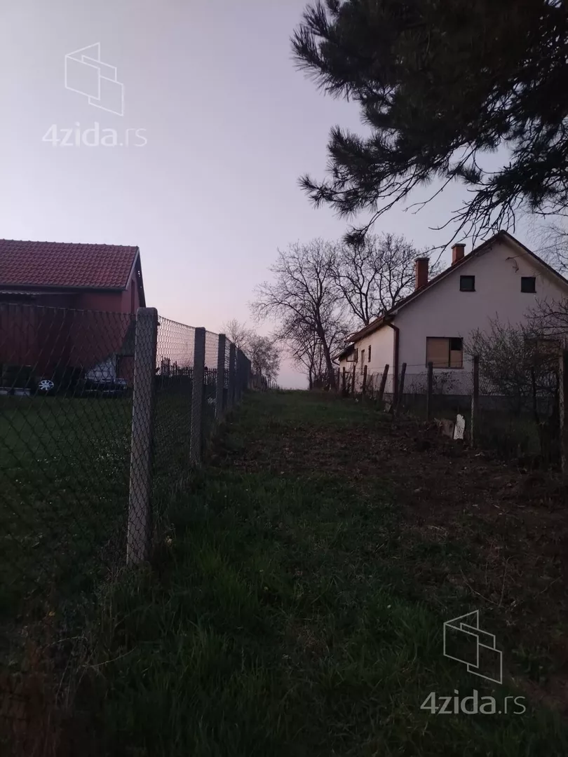 Građevinsko zemljište | 4zida