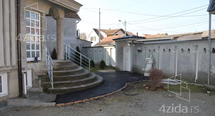 4-etažna kuća | 4zida