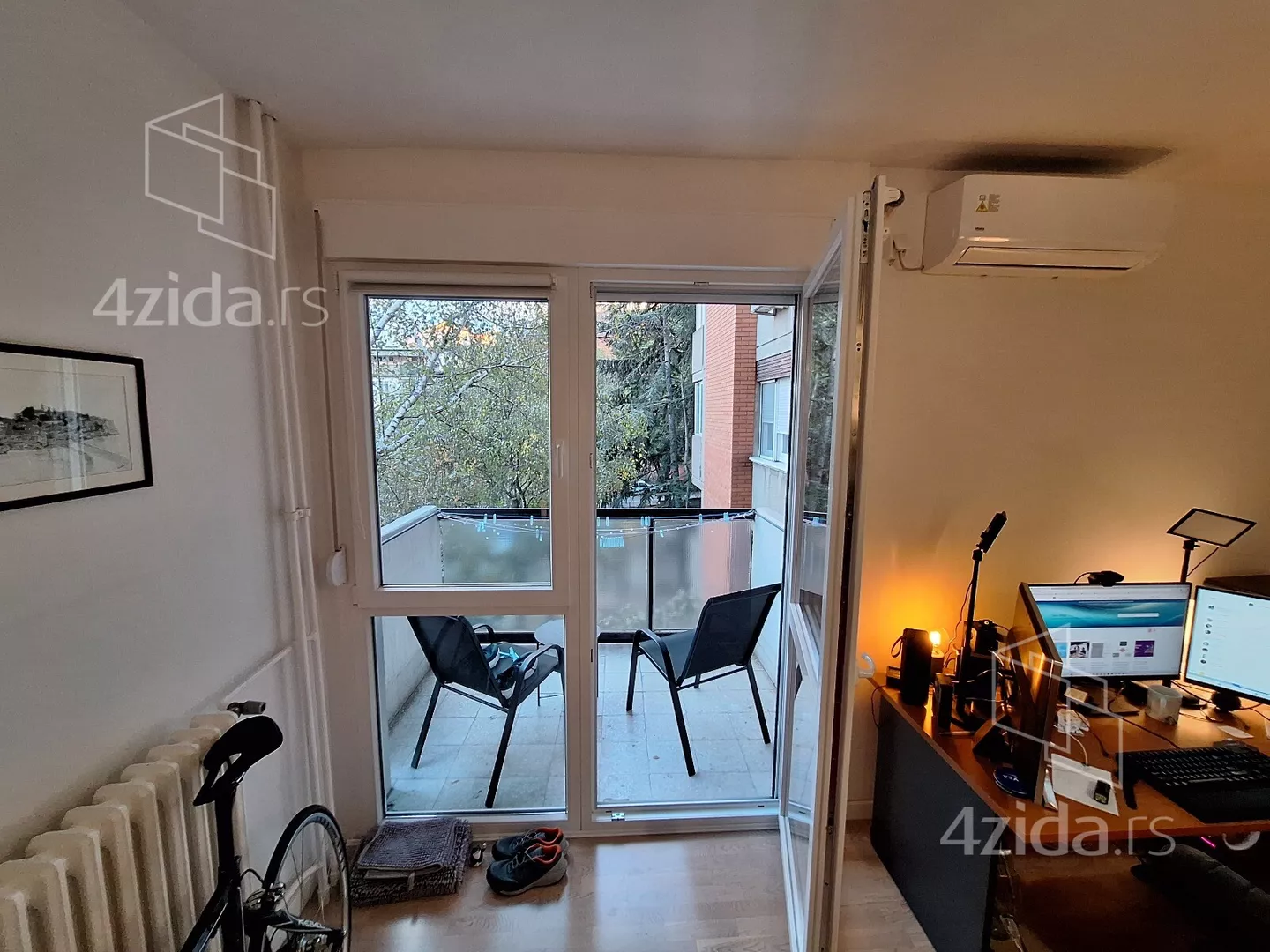 Troiposoban stan | 4zida