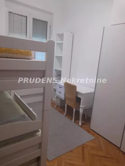 Tošin Bunar | 4zida.rs