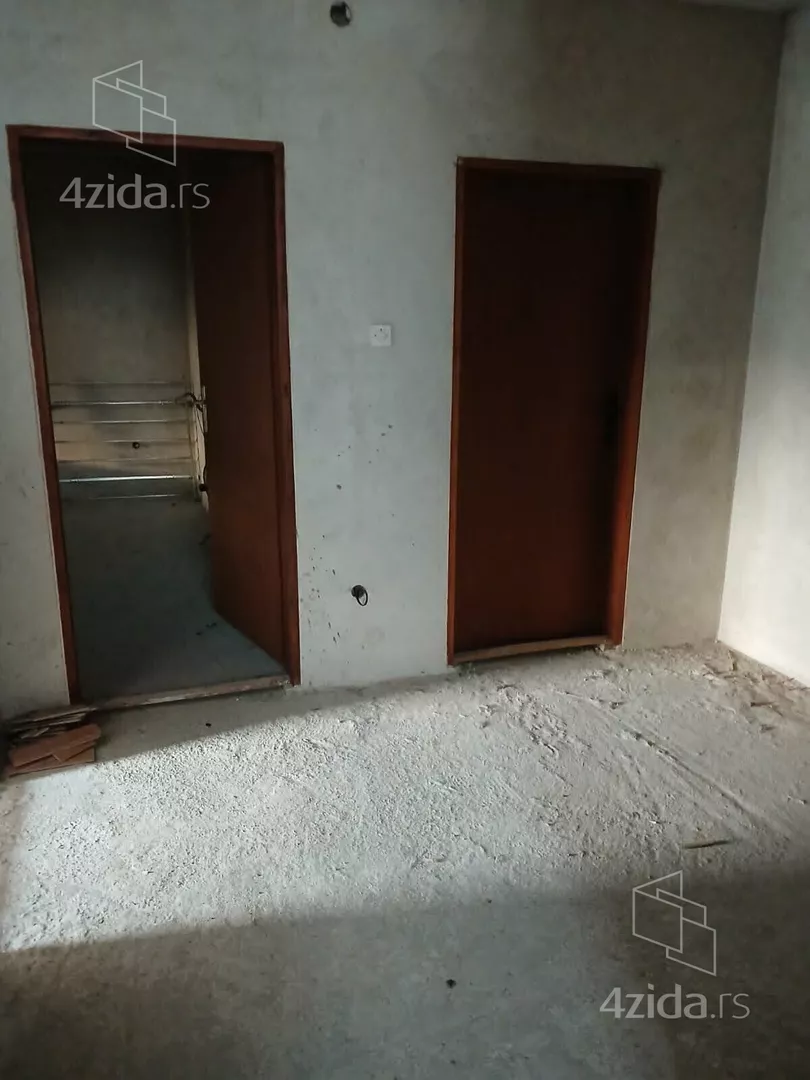 4-etažna kuća | 4zida