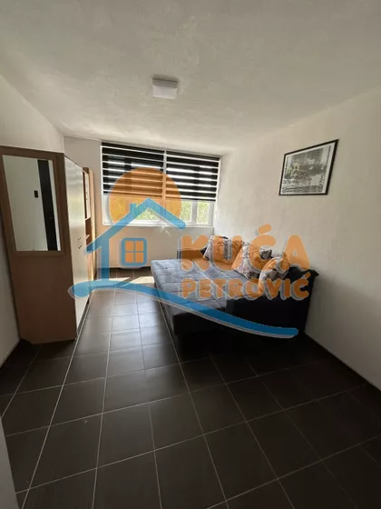 Triglavska | 4zida.rs