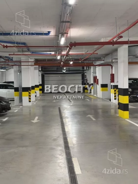Garaža/Parking | 4zida