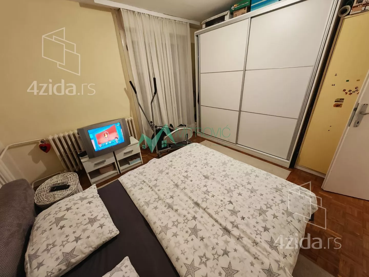 Dvoiposoban stan | 4zida